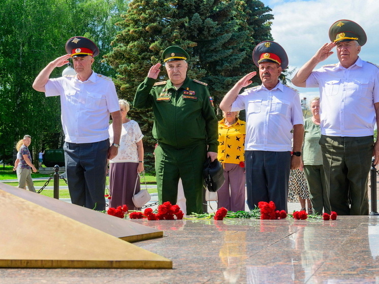 В Марий Эл прибыли ветераны из Санкт-Петербурга