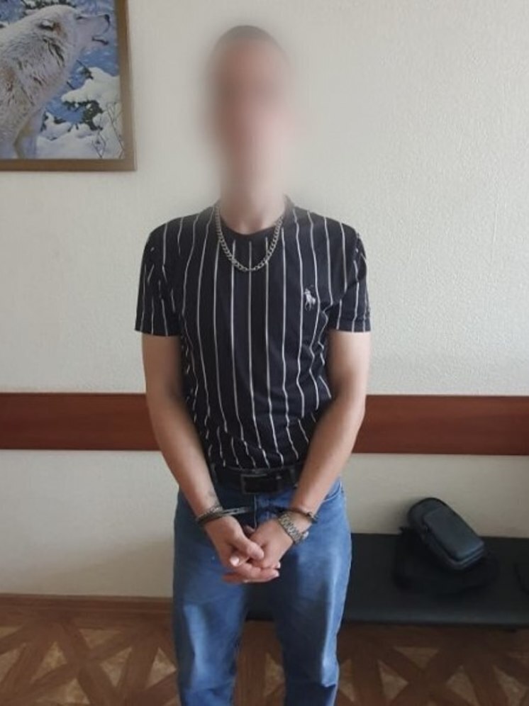 В Астрахани задержали иногороднего курьера мошенников