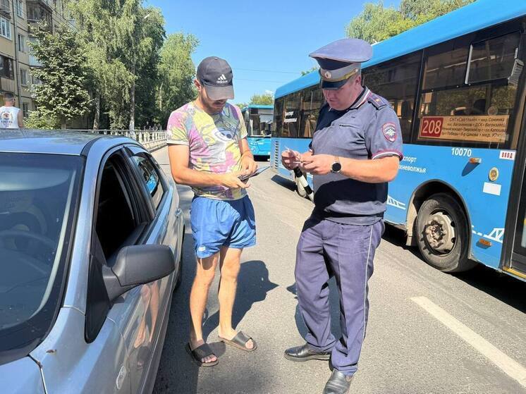 Тверские автоинспекторы проверили, правильно ли перевозят детей в автомобилях