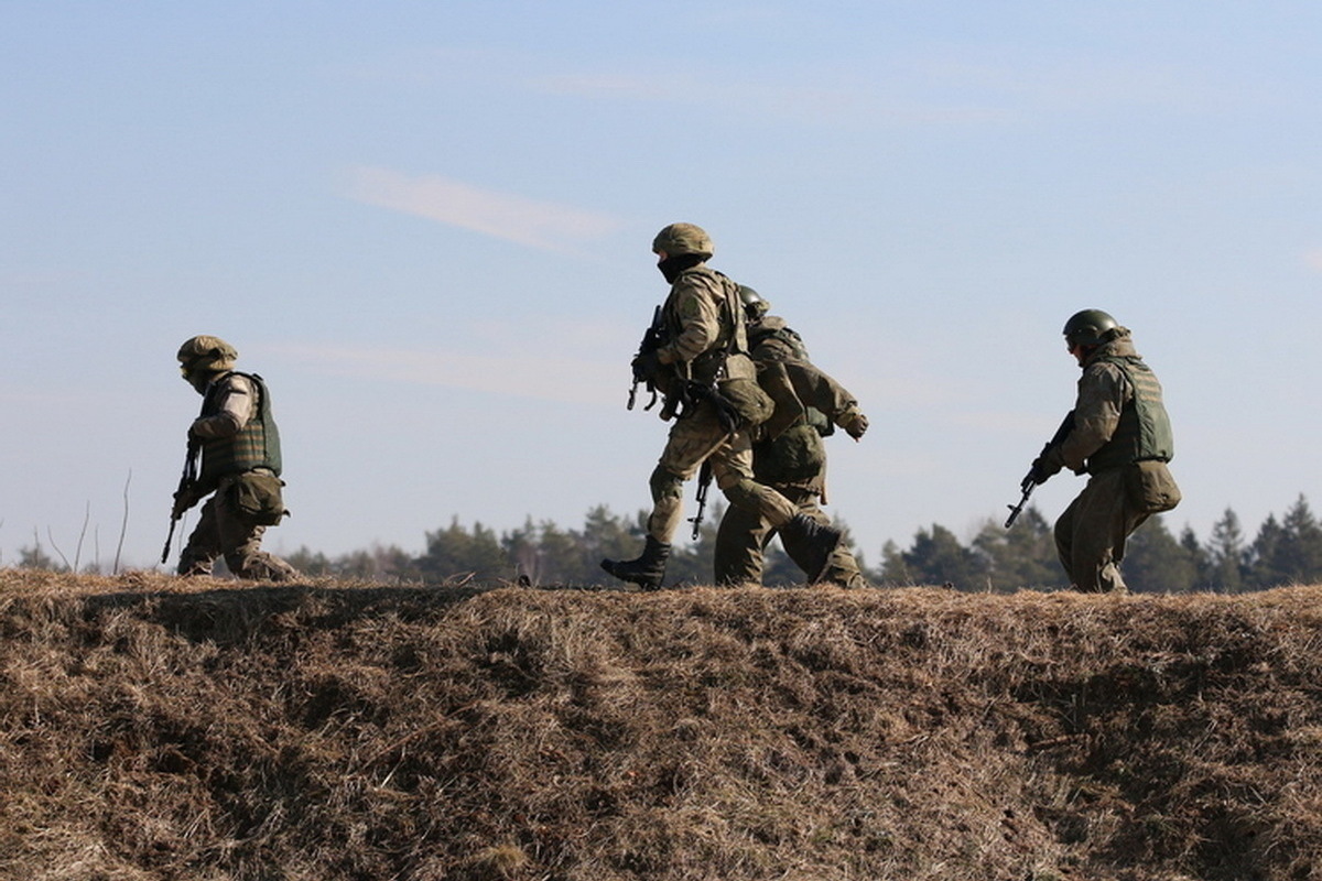 Боец СВО из Чечни ответил на обвинения в приставаниях к девушкам в луганском бассейне