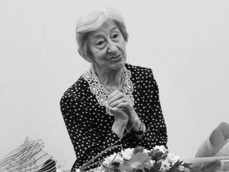 В 99 лет саратовский профессор Сиротинина написала книгу о своей жизни вопреки приговору к смерти при рождении