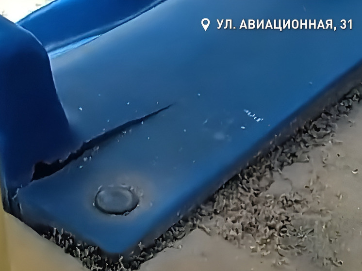 Опасные детские площадки нашли в Липецке