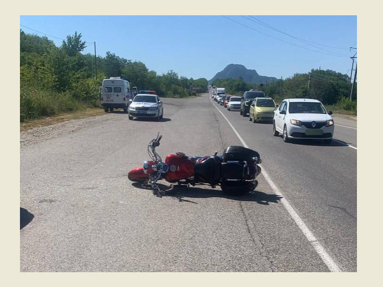 Мотоциклист погиб под колесами иномарки под Железноводском