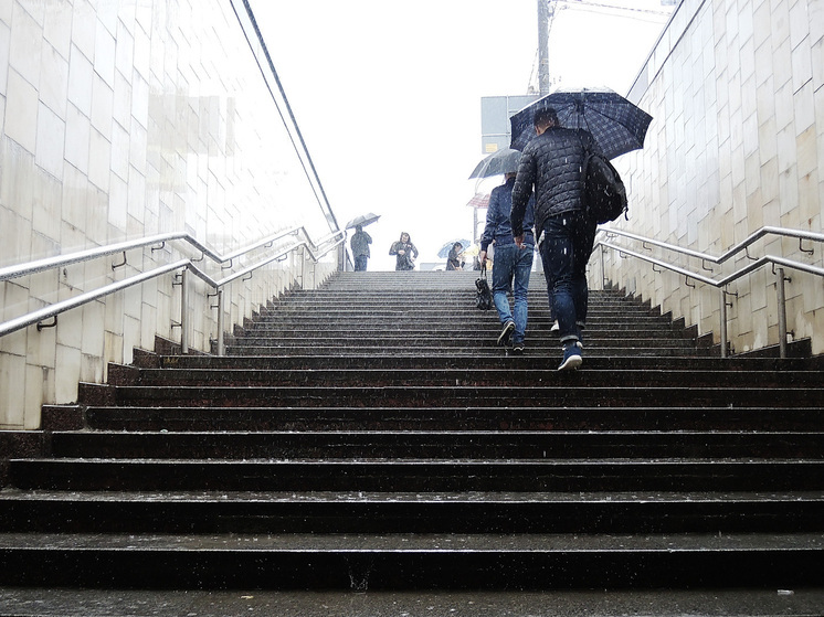 МЧС: ливни обрушатся на Москву в субботу