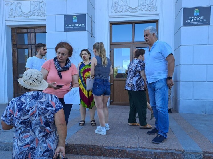 Глава Бердянска прокомментировал ситуацию с водоснабжением города