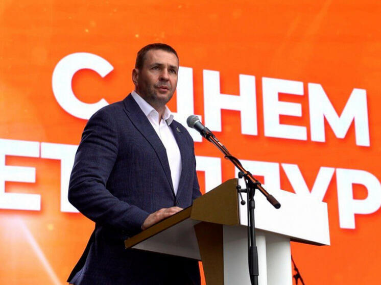 Дмитрий Демешин поздравил хабаровчан с Днем металлурга