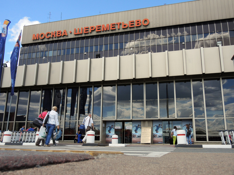 Временные ограничения на полет судов ввели в аэропорту Шереметьево в связи с атакой БПЛА