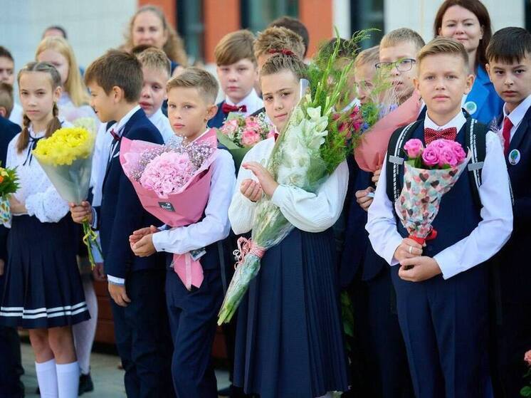 Калужанам напомнили о «школьной» выплате