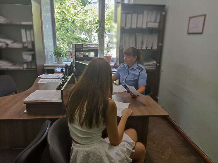 Приставы побудили керчанку выделить детям доли в квартире, купленной на маткапитал