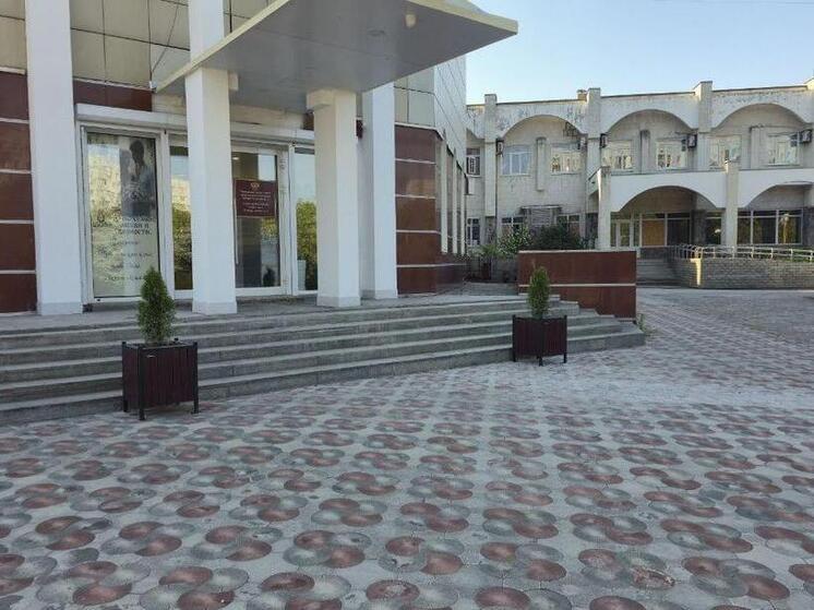 Завершено благоустройство территории вокруг ЗАГС Энергодара