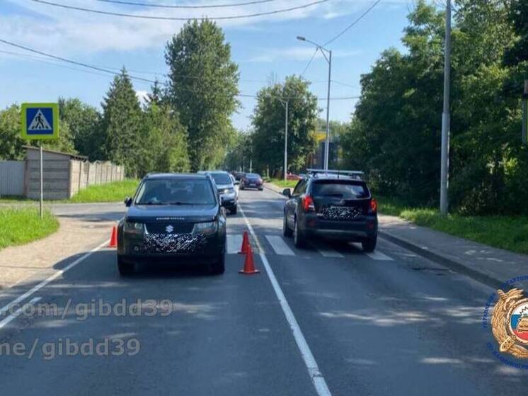 Калининградского пешехода сбил автомобиль на улице А. Суворова