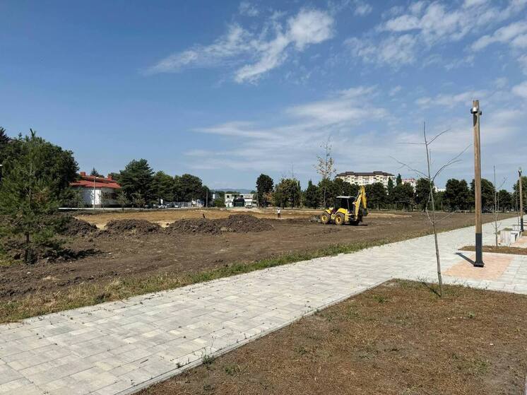 В Нальчике благоустраивают больничный городок и парк Здоровья
