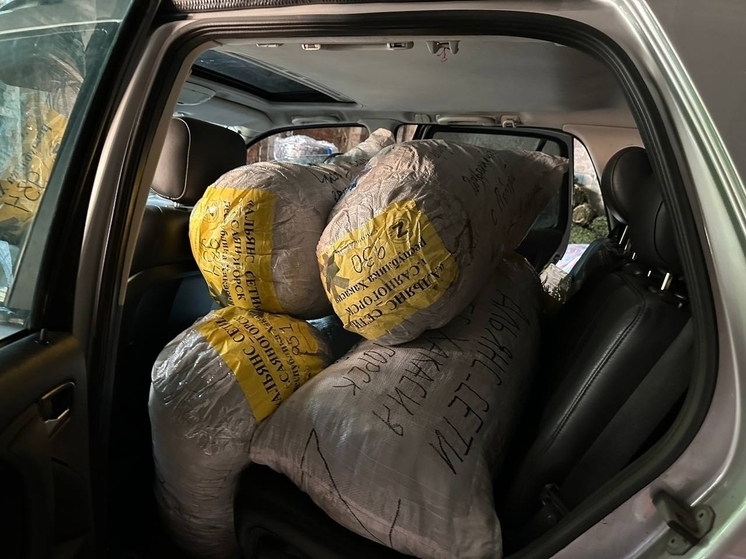 Саяногорск отправил бойцам гуманитарный груз