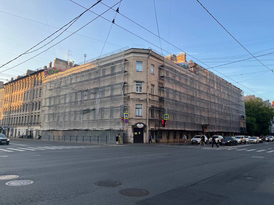 Ремонт фасадов в Василеостровском районе затронул десятки домов