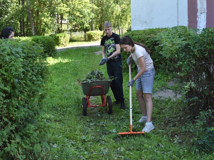 Кинешемским подросткам летом платят по 6 тыс. рублей