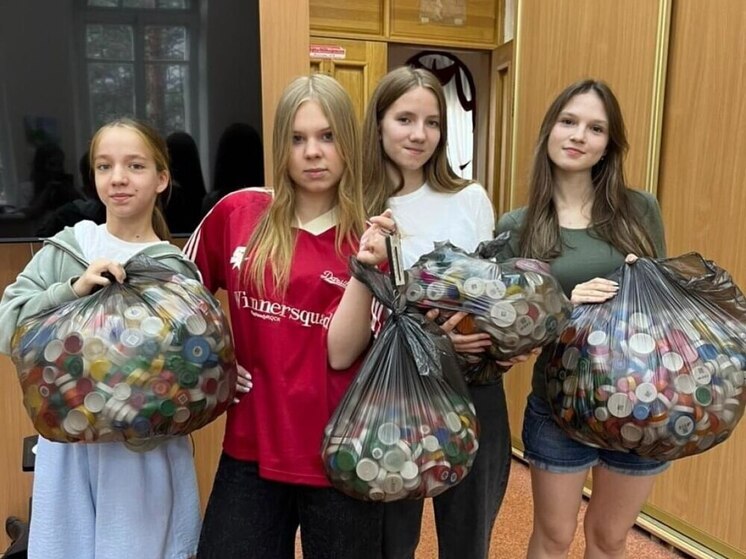 Больше 100 кг вторсырья собрали в детском центре в Хабаровске