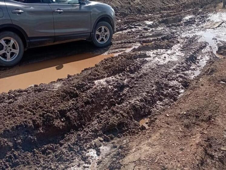 Три села полностью отрезаны от внешнего мира из-за размытой дороги в Забайкалье