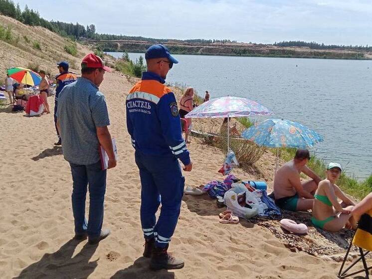 Спасатели патрулировали пляжи в пяти районах Ленобласти