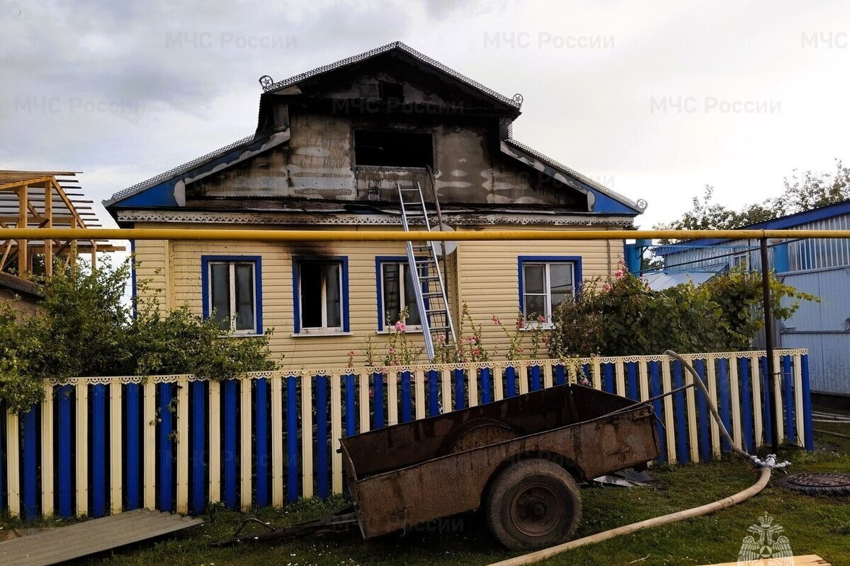 Огонь не щадит: за сутки в Чувашии произошли три пожара