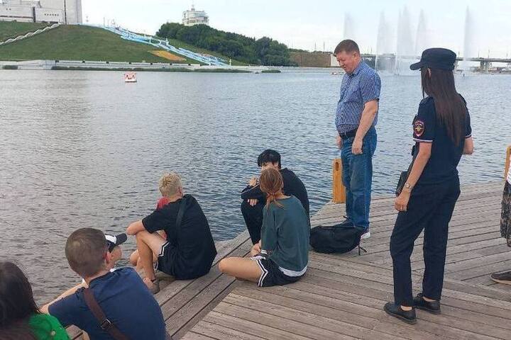 В Чебоксарах прошёл рейд по водоёмам: отдыхающим напомнили о безопасности