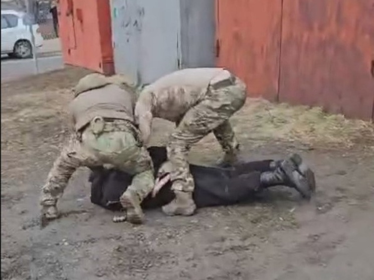 Жителя Новоалтайска подозревают в изготовлении взрывчатки и оправдании терроризма