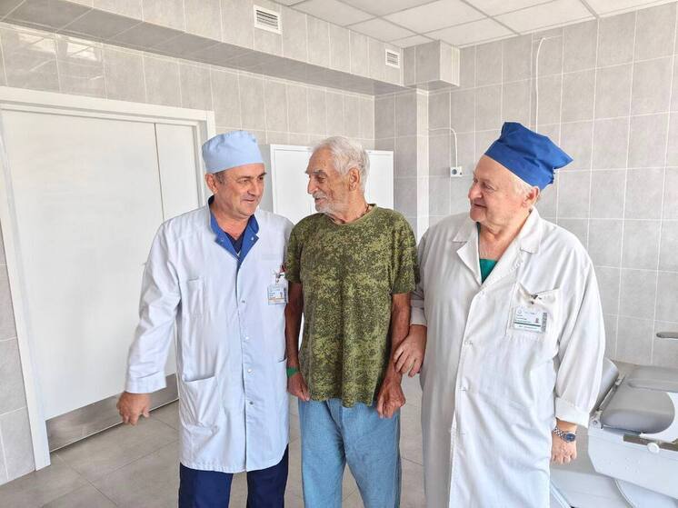 Липецкие хирурги спасли 77-летнего пациента с тяжелейшим диагнозом
