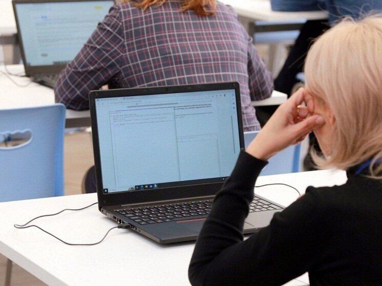 Более 70 профессий можно бесплатно освоить в Кадровом центре Иркутской области