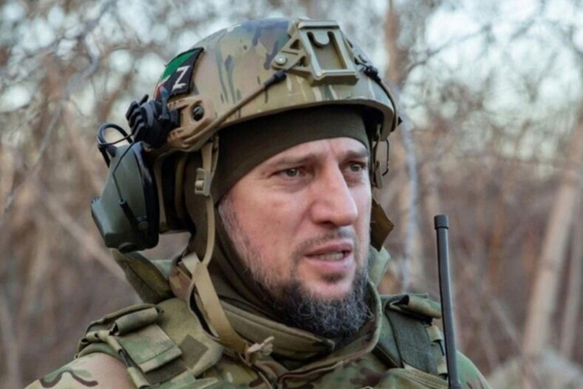Алаудинов отреагировал на скандал с пьяной дракой бойца из Чечни. Генерал опубликовал пост, где говорится о позоре русских