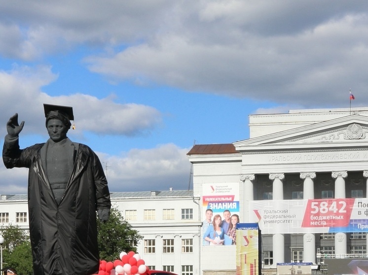 Денис Паслер утвердил порядок предоставления субсидий для студентов-аграриев