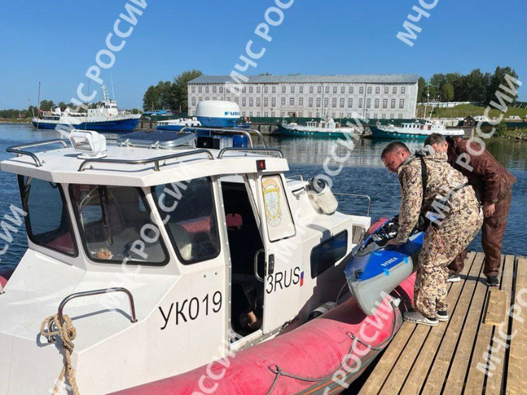 Туристы из Волгограда попали в шторм во время похода на байдарках в Белом море