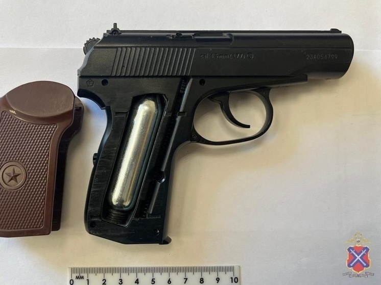 В Волгограде задержали парня, выстрелившего в школьника из пневматики