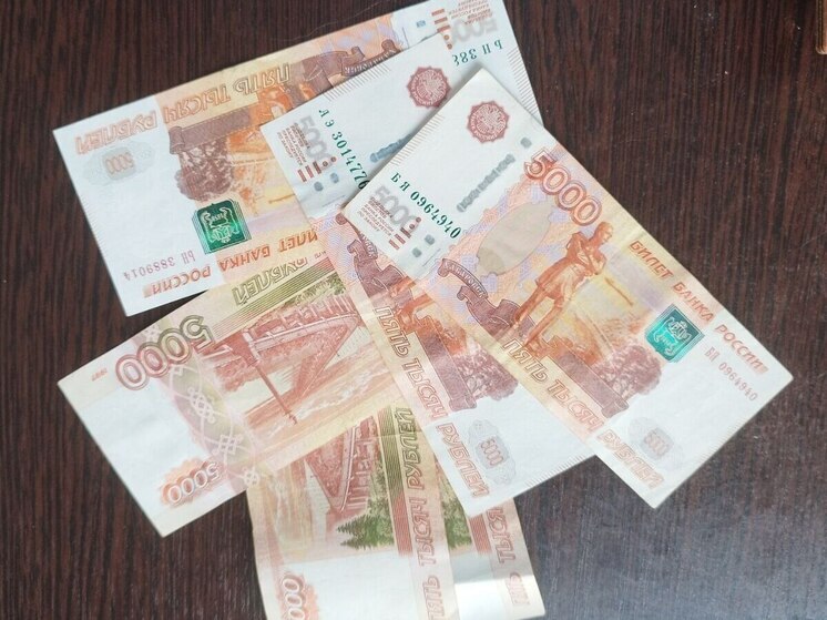 Петербургская компания выплатила прогульщику из Владивостока 1,8 млн рублей