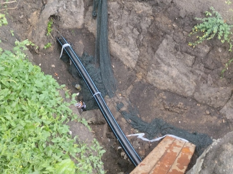 Почти триста километров сетей водоснабжения и водоотведения планируют восстановить в ЛНР