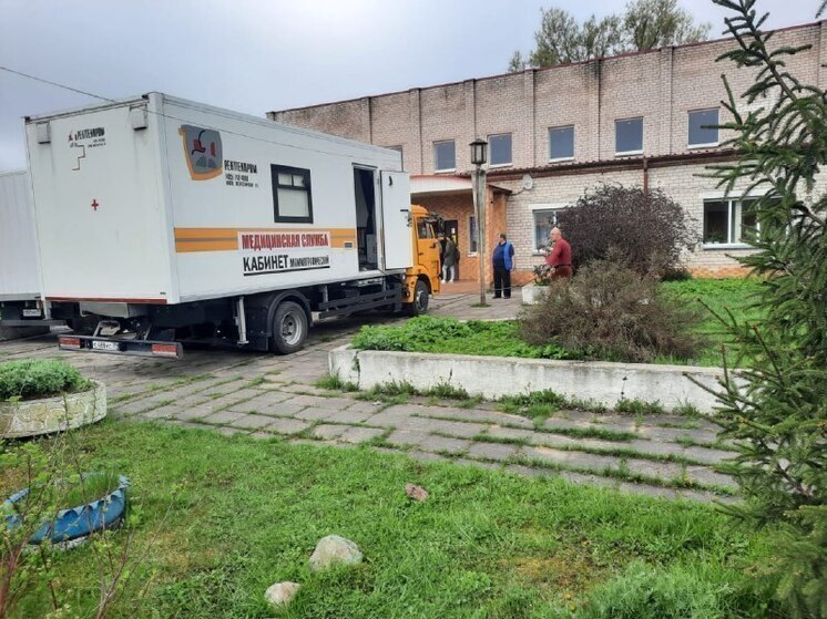 В Славском округе до конца июля будут работать передвижные медкомплексы