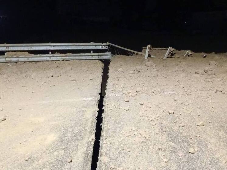 Сель повредил опору моста на дороге «Прохладный – Баксан – Эльбрус»