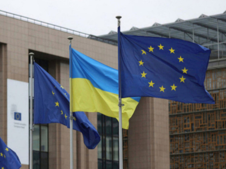 Bloomberg: облавы Киева на представителей НАБУ могут лишить его помощи Запада