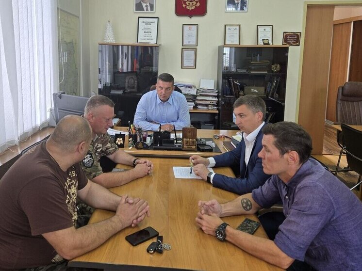 Экс-глава Недельного доставит гумгруз в зону СВО