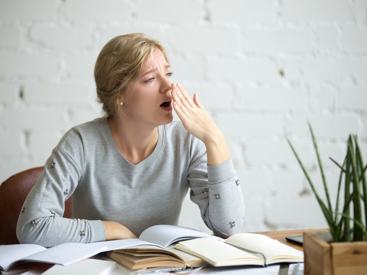 Необычные причины зевоты и икоты раскрыты учеными