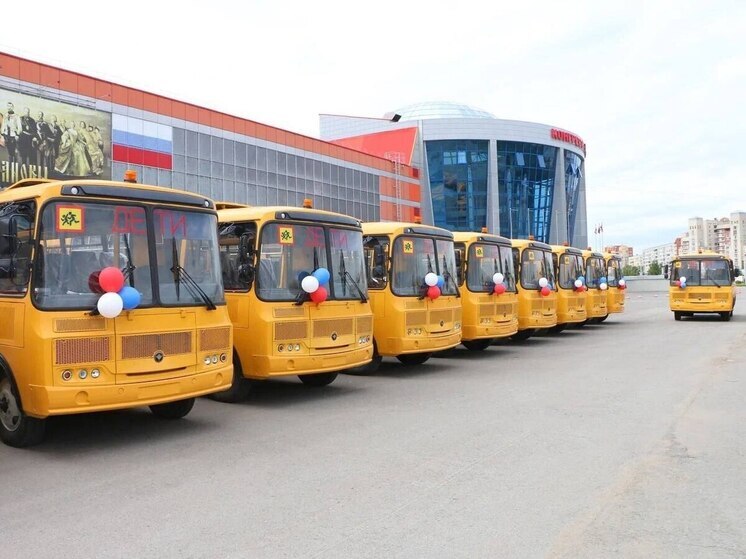 В Омской области продолжается обновление школьного автопарка
