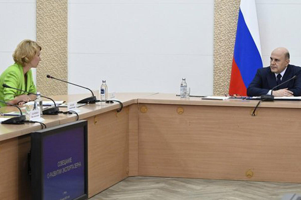 Михаил Мишустин в Чите обсудил, как вывозить миллионы тонн сибирского хлеба