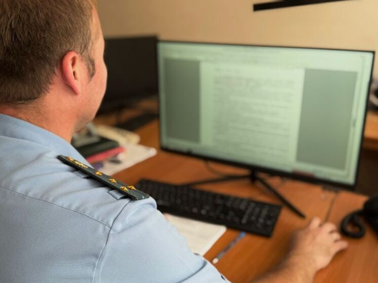 Приставы Башкирии нашли задолжавшую сыну 1 млн рублей по алиментам мать среди мусора и бутылок