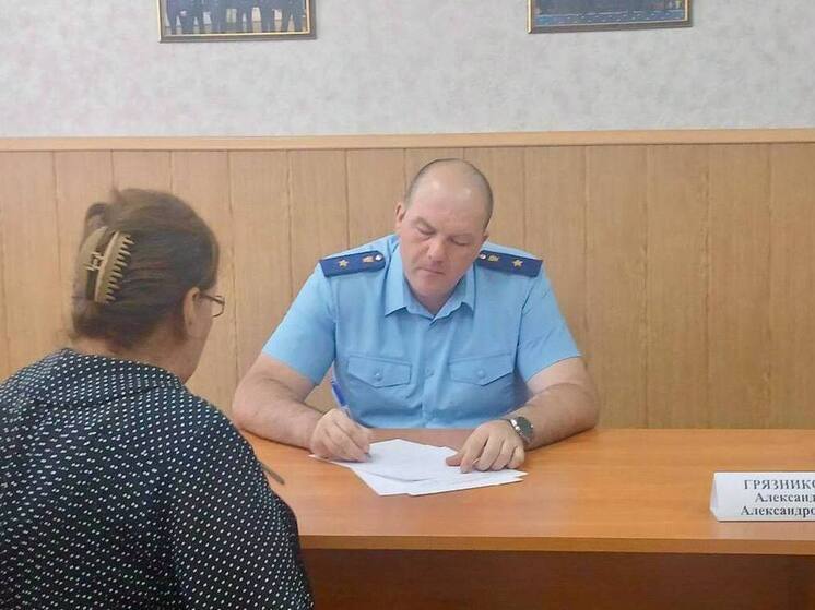 Прокуратура помогла пенсионерке сохранить средства на проживание