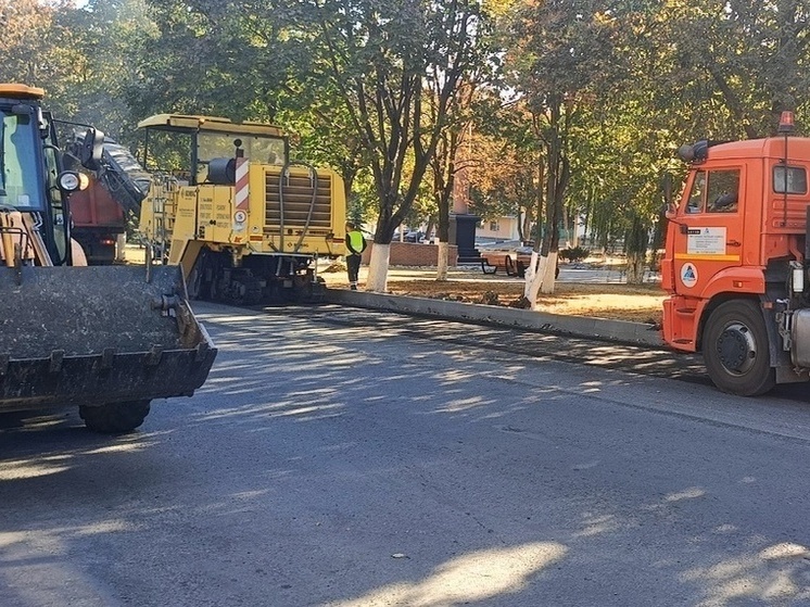 Тридцать пять километров дорог восстановят на трассе Старобельск-Марковка в ЛНР