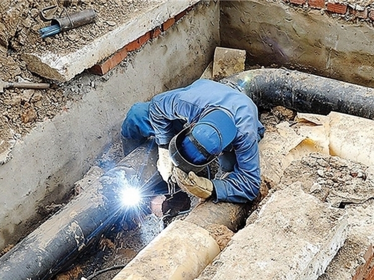 Олег Николаев: За период отключения горячей воды будет сделан перерасчет