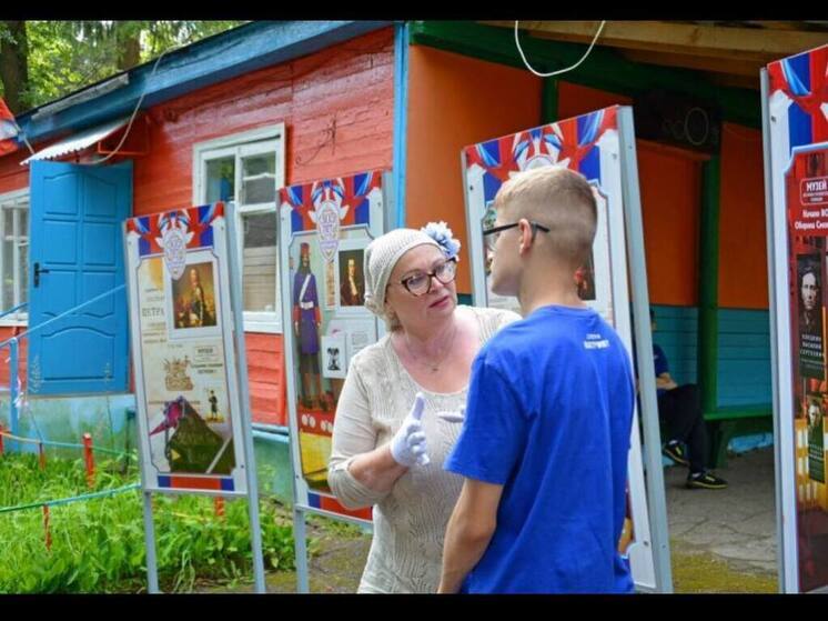 В Смоленске участники профильной смены «Патриот» познакомились с историей российской полиции