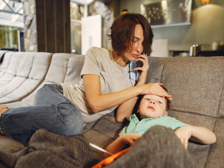 "Бабушкины" методы под вопросом: врач разоблачила 3 мифа о здоровье, которым не стоит верить