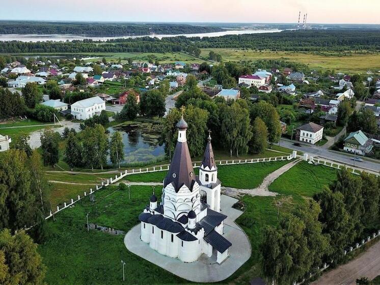 В среду губернатор Сергей Ситников находится с рабочей поездкой в Красносельском районе