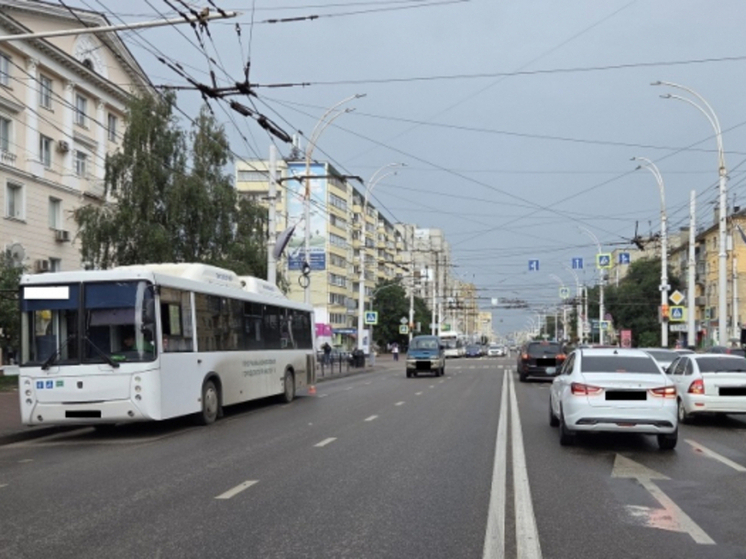 Бабушка упала в салоне тамбовского автобуса и оказалась в больнице