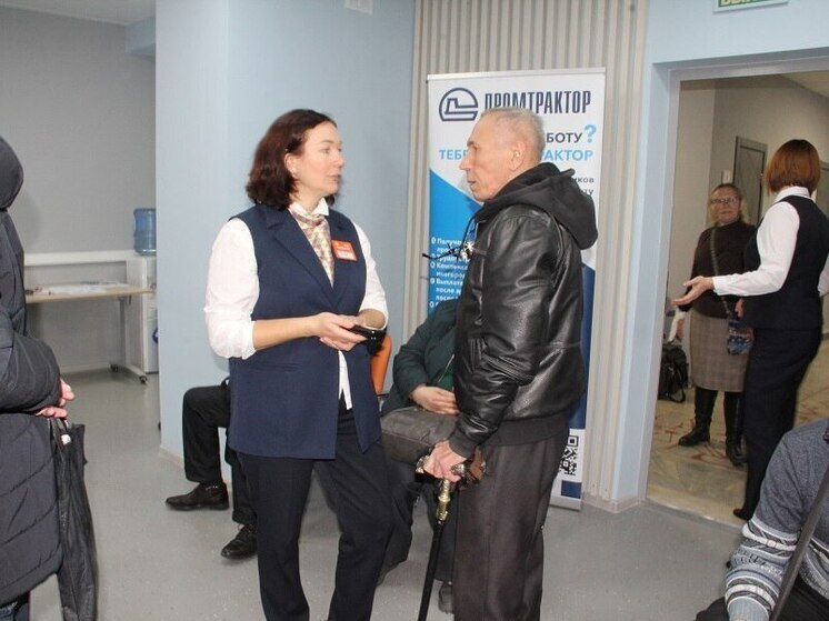 Трудоустроившим инвалидов работодателям возместят расходы на создание спецмест