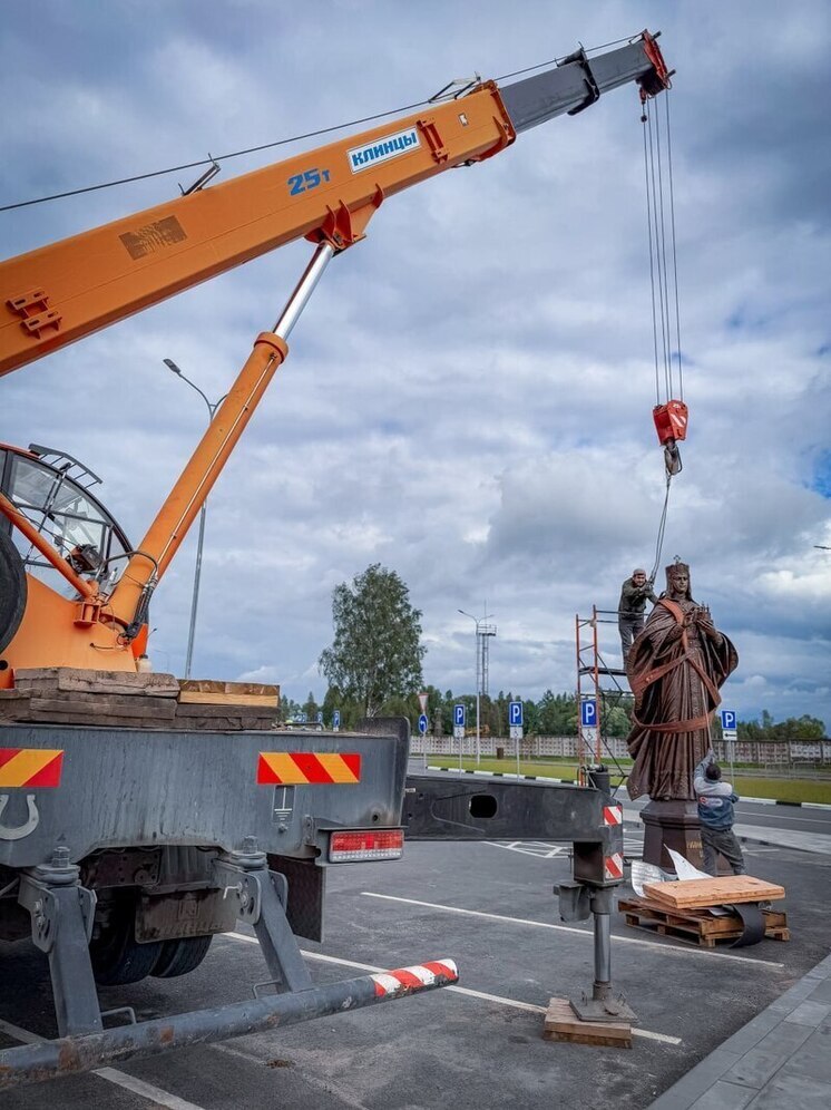 Сотрудники тепловых сетей Пскова рассказали, как прикоснулись к прекрасному
